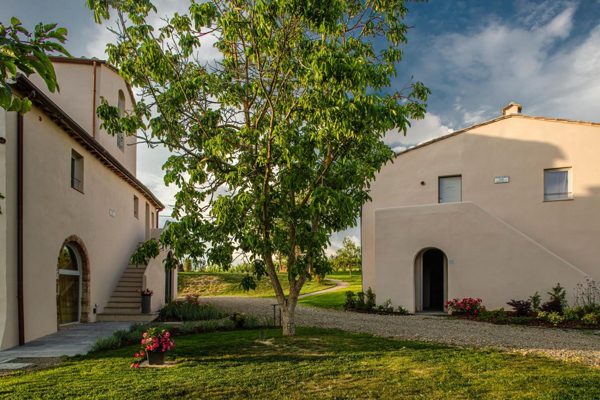 Relais Borgo Elissa Bed & Breakfast Certaldo Eksteriør bilde